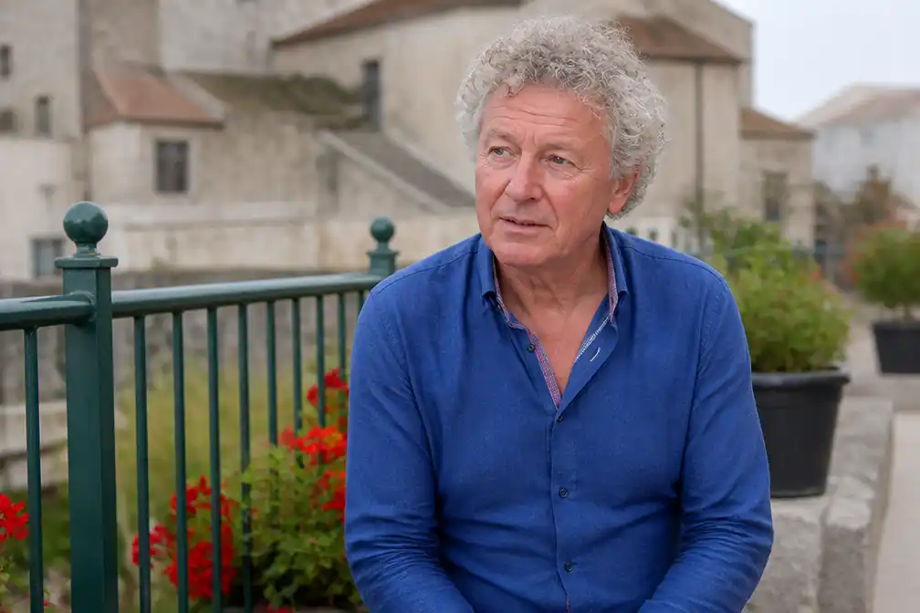 Fred uit B&B vol liefde irriteert, maar zijn eigenaardigheid boeit kijkers