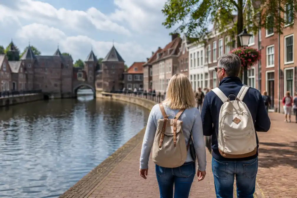 Duitsers rijden tweeënhalf uur voor een dagje Amersfoort