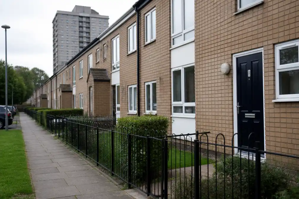 Reform UK wil Brits-geboren gezinnen voorrang geven bij sociale huur