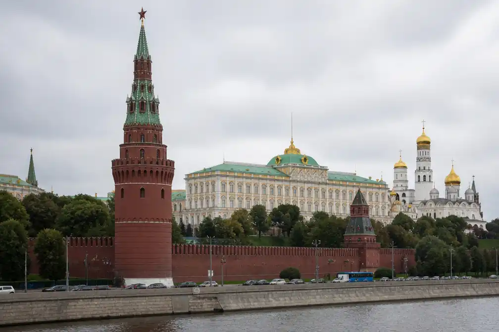 CIA-baas vloog in het geheim naar Moskou om NAVO-aanval te ontraden, aldus ingewijden