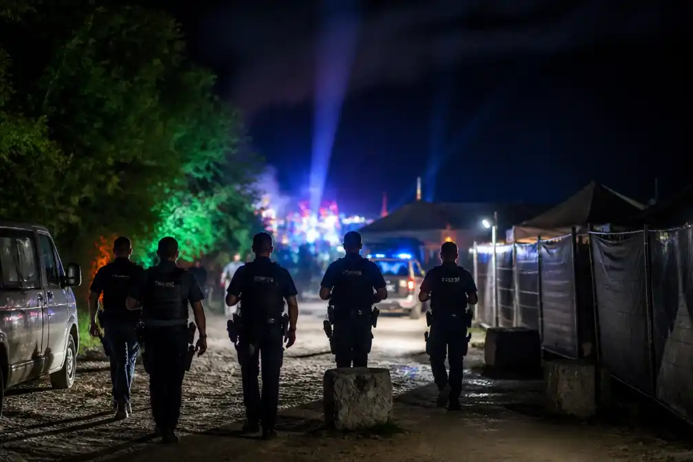 Een dode en vijf gewonden bij schietpartij op ravefeest in noordelijk Zwitserland