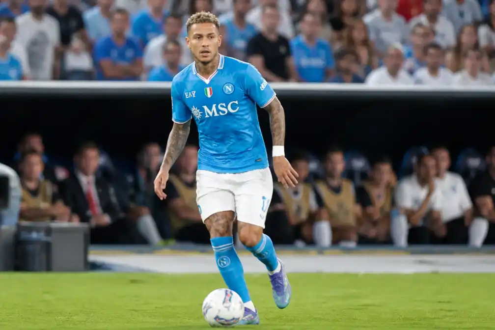 Napoli verliest thuis 1-2 van Como met Lang in basis