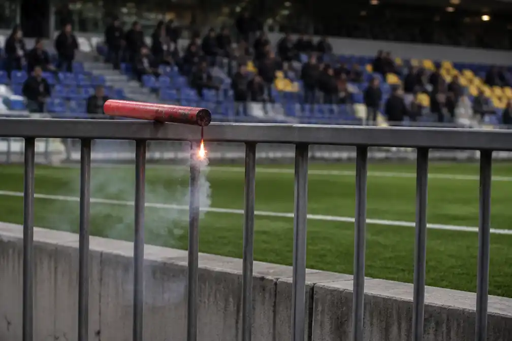 Slachtoffer vuurwerk Feyenoord-fans heeft blijvende gehoorschade, zegt Cambuur