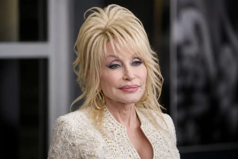 Neef: Dolly Parton verzweeg verslechterde gezondheid ook voor familie