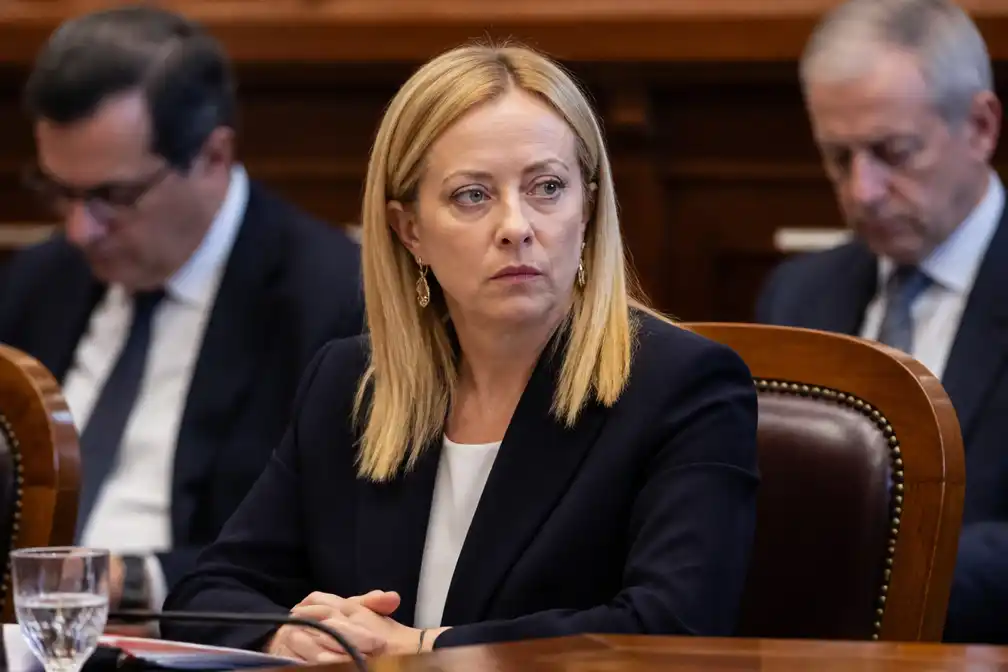 Meloni leidt nu langstzittende regering van Italië