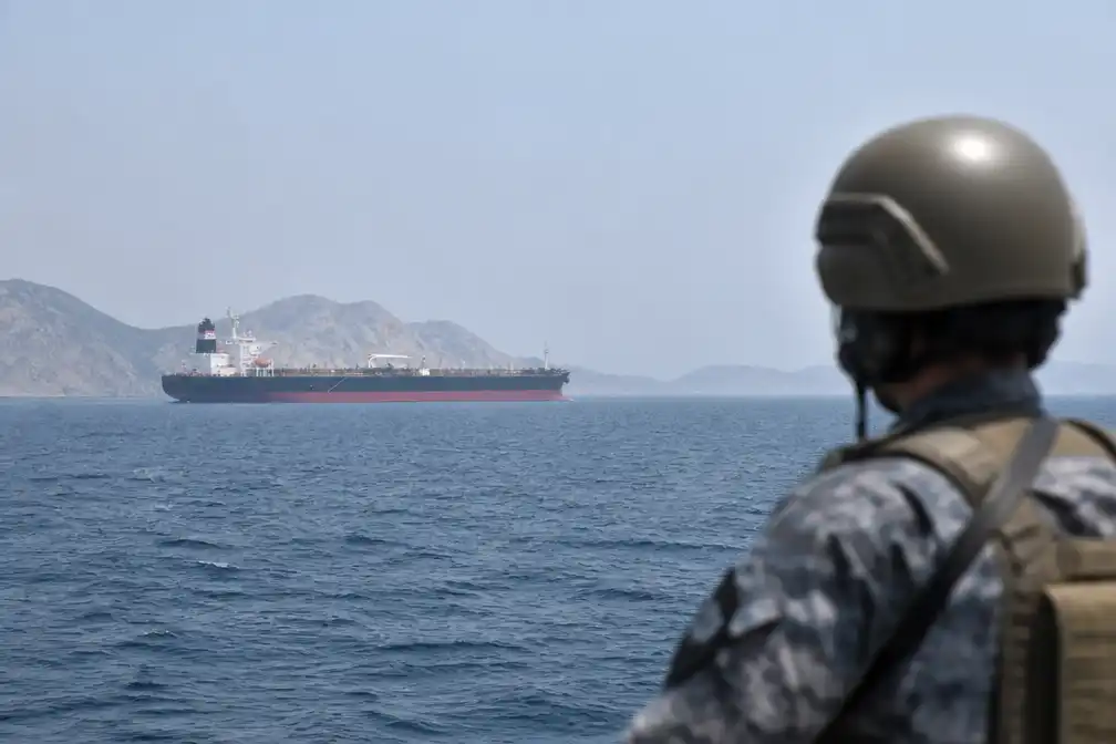 Zuid-Korea onderzoekt militaire opties voor Straat van Hormuz