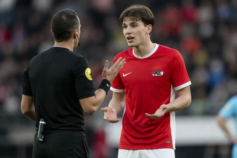 Driessen: rood en schorsing hadden Van Bommel geholpen