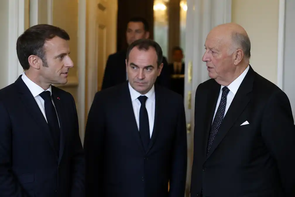 Macron niet bij uitvaart koning Harald; premier Lecornu gaat wel