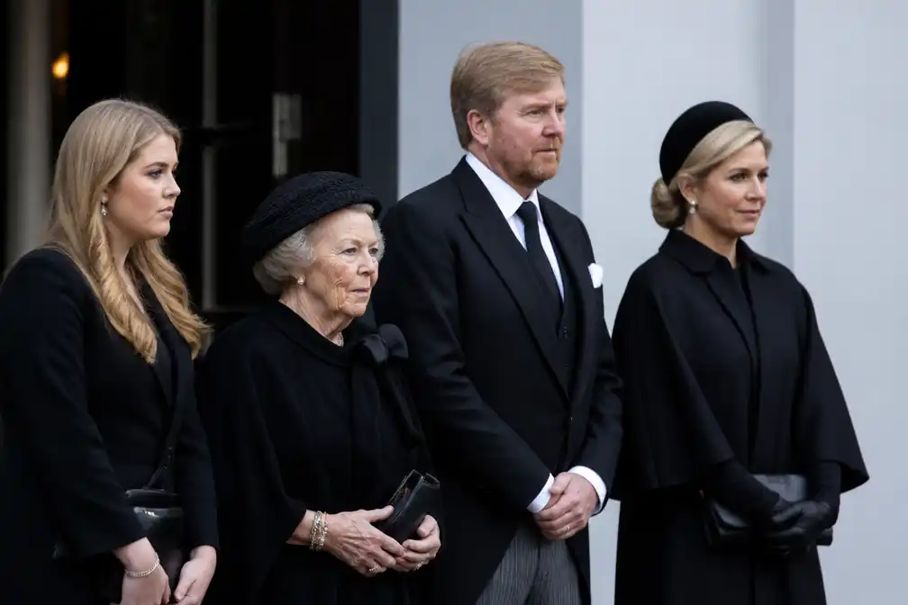 Noorwegen neemt afscheid van koning Harald; koningspaar naar Oslo