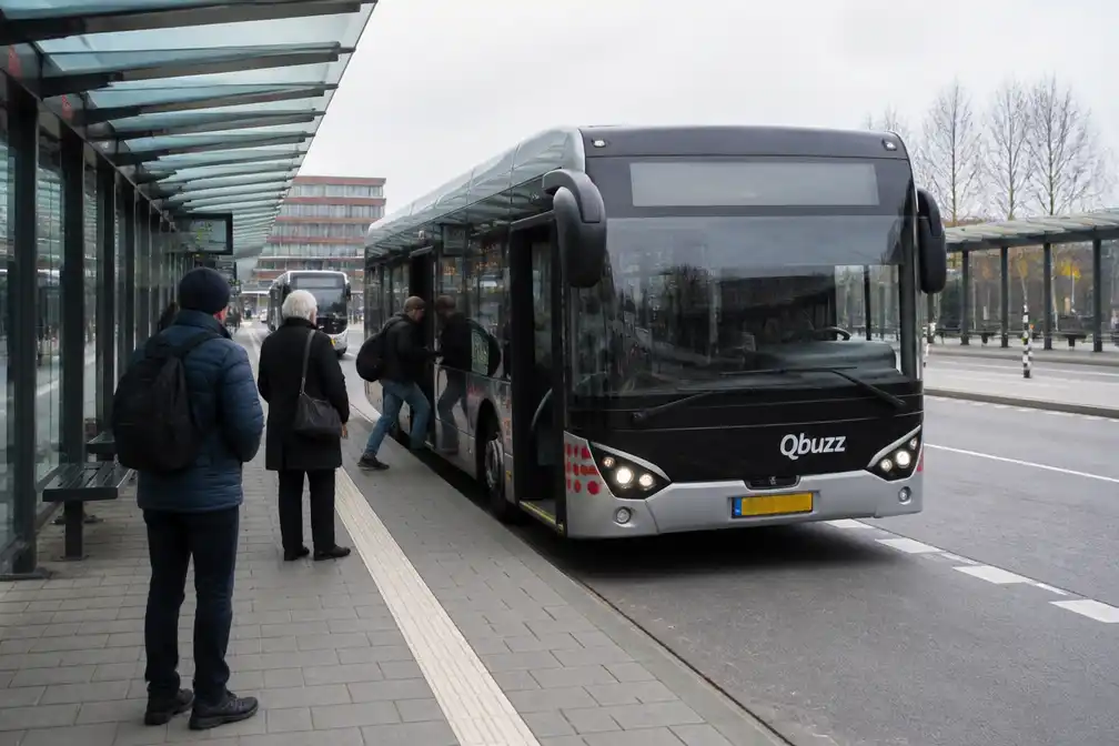 Zuid-Holland moet snel aan de slag na evaluatie ov-chaos Qbuzz