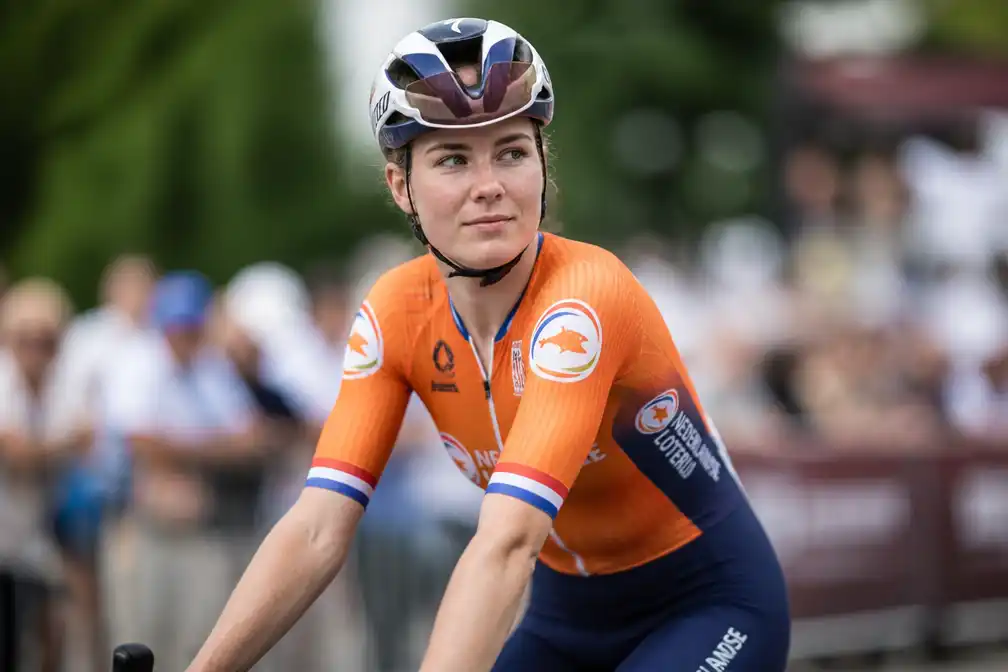 Demi Vollering kopvrouw van Nederlandse ploeg op WK wielrennen in Montreal