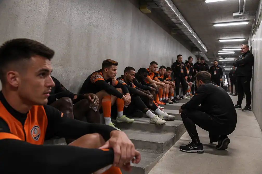 Tegenstander PSV, Sjachtar Donetsk, moet schuilen bij luchtalarm