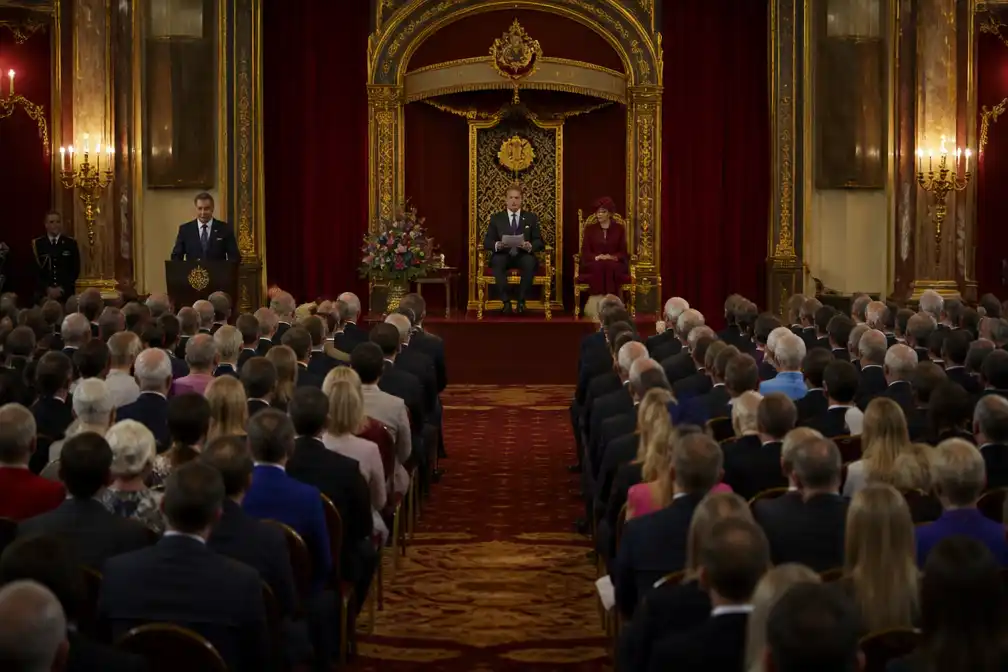 Koning Willem-Alexander leest Troonrede voor in Koninklijke Schouwburg