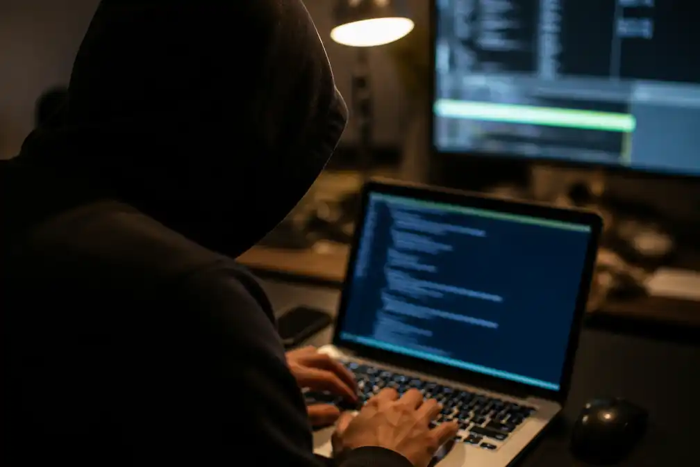 Vrouw (58) uit Enschede vast na vermeende moordopdracht via darkweb