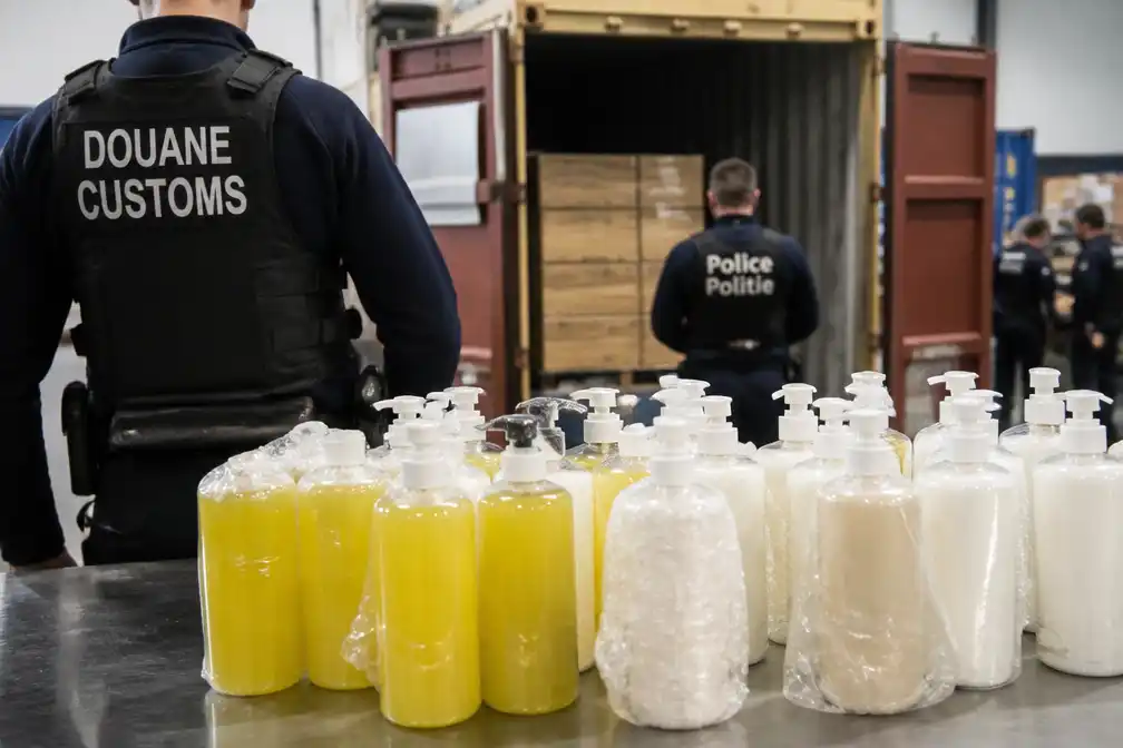Cocaïne verstopt in vloeibare zeep onderschept in Antwerpse haven
