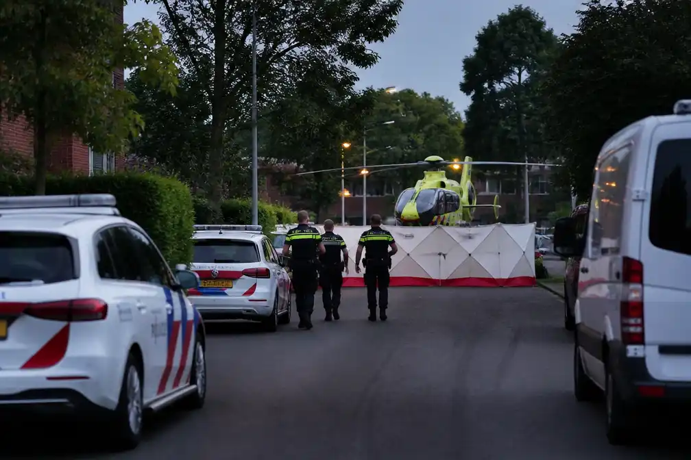Gewonde bij schietincident op Terbaansweg in Roermond, traumahelikopter opgeroepen