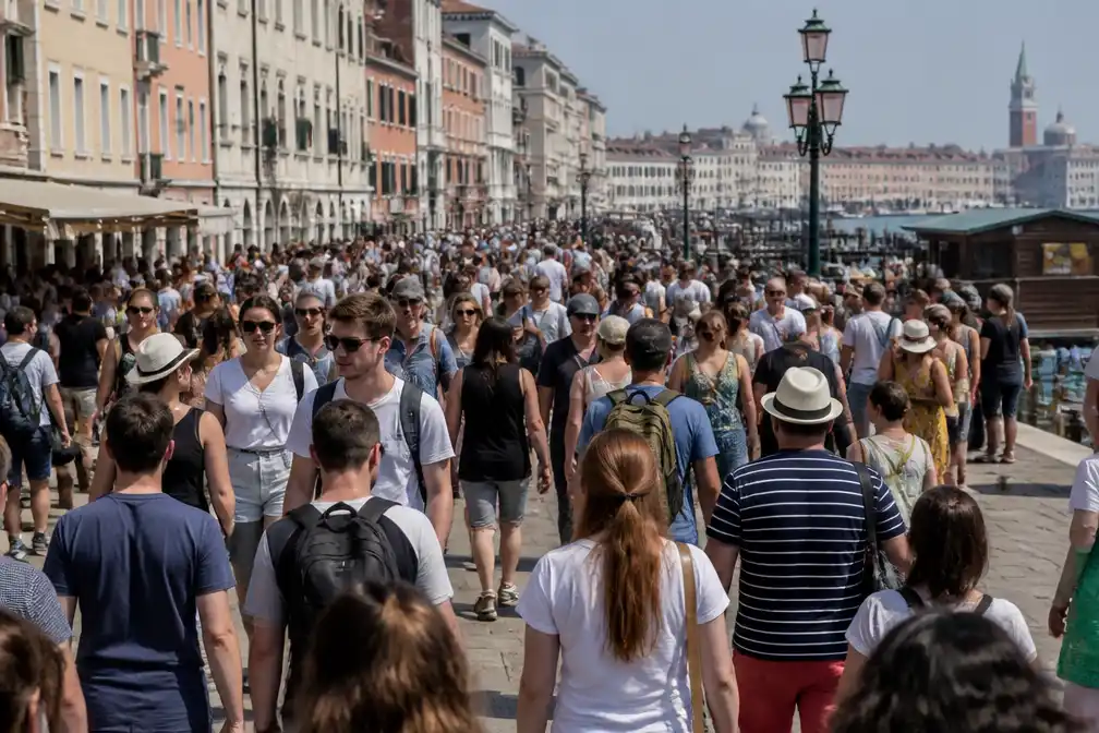 Venetië overweegt dagtoeristenbelasting te verhogen tot maximaal 30 euro per dag