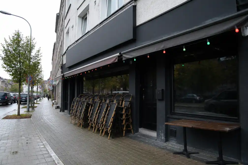 Café Las Vegas in Berchem voor derde keer gesloten om drugs en brandveiligheid