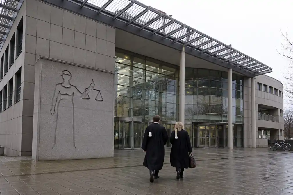 Rechtbank Arnhem legt Mark I. twintig jaar cel op voor wurgen partner in Beuningen
