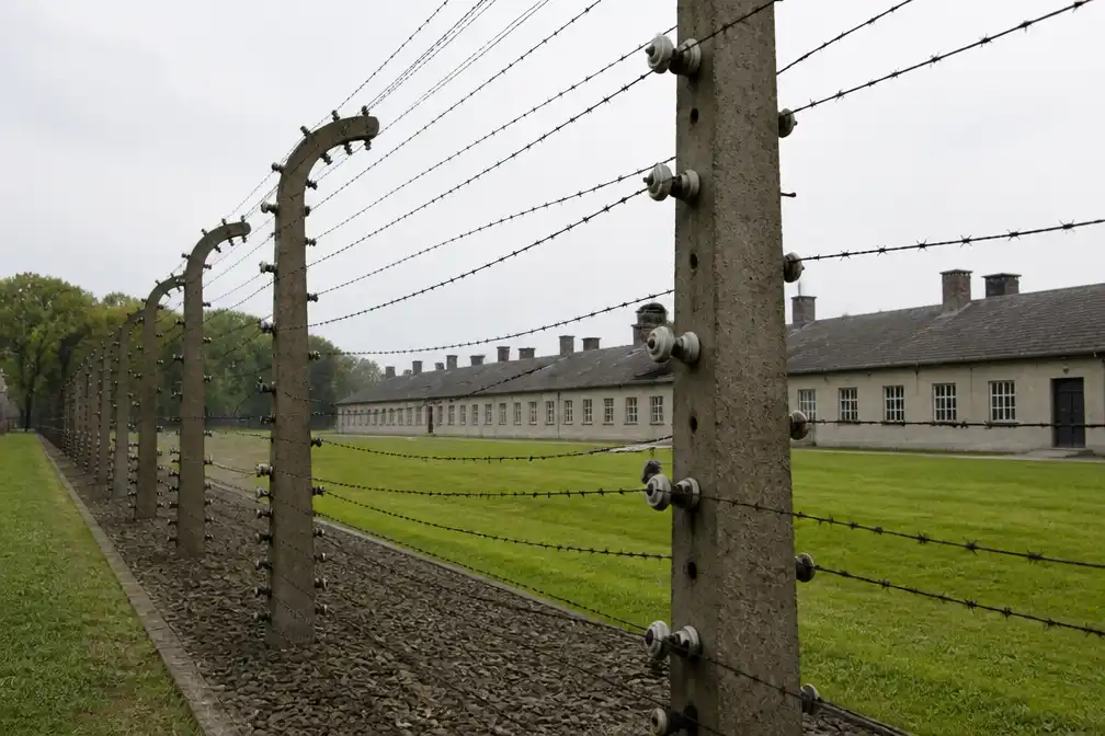 Duitse justitie onderzoekt 105-jarige wegens moorden in nazi-krijgsgevangenkamp