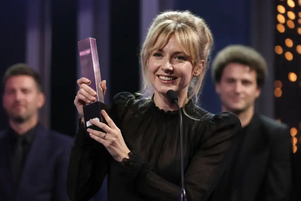 MEROL wint Ally Award bij achtste Winq Awards voor inzet voor lhbtiqa+