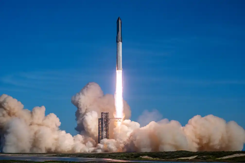 Starship van SpaceX bereikt voor het eerst de ruimte bij veertiende testvlucht