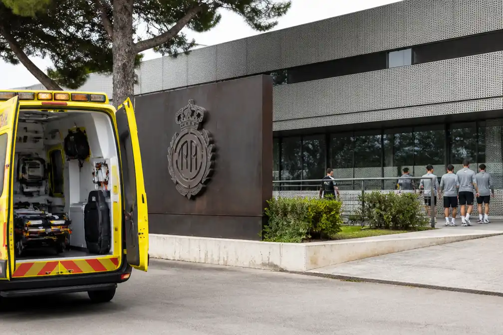 Mallorca-doelman Iván Cuéllar ernstig gewond bij ongeluk op trainingscomplex