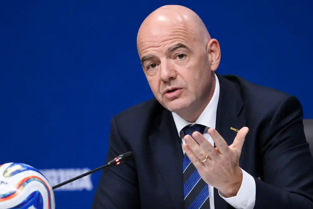 Infantino zet deur op een kier voor hogere uitkeringen aan Fifa-leden