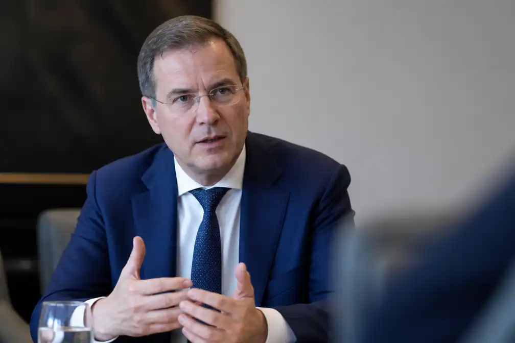 Heinen: bezuinigingen sociale zekerheid mogelijk van tafel, opgave blijft