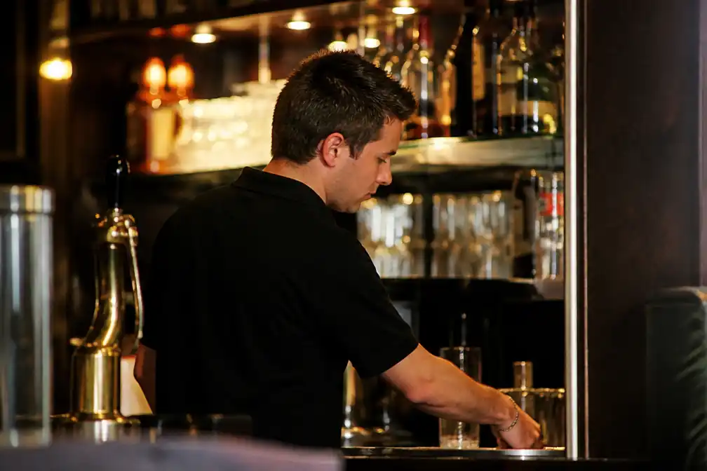 Barkeeper Erwin Laan (26) in 2004 doodgeschoten in Beverwijk door beste vriend