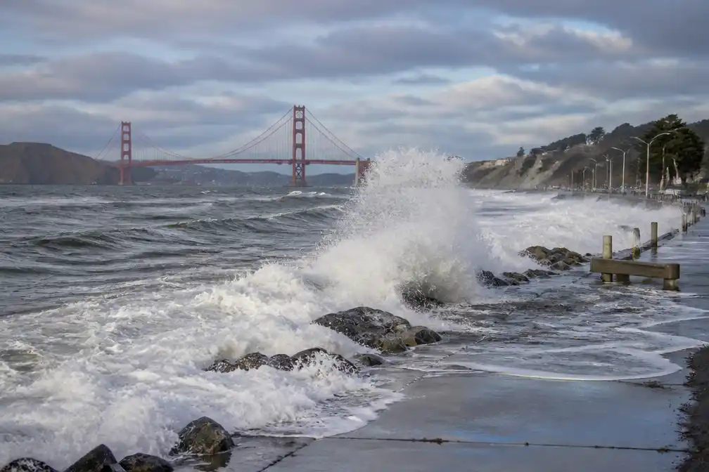 Californië bereidt zich voor op 'Kelvin-golf' die zeeniveau kan opstuwen