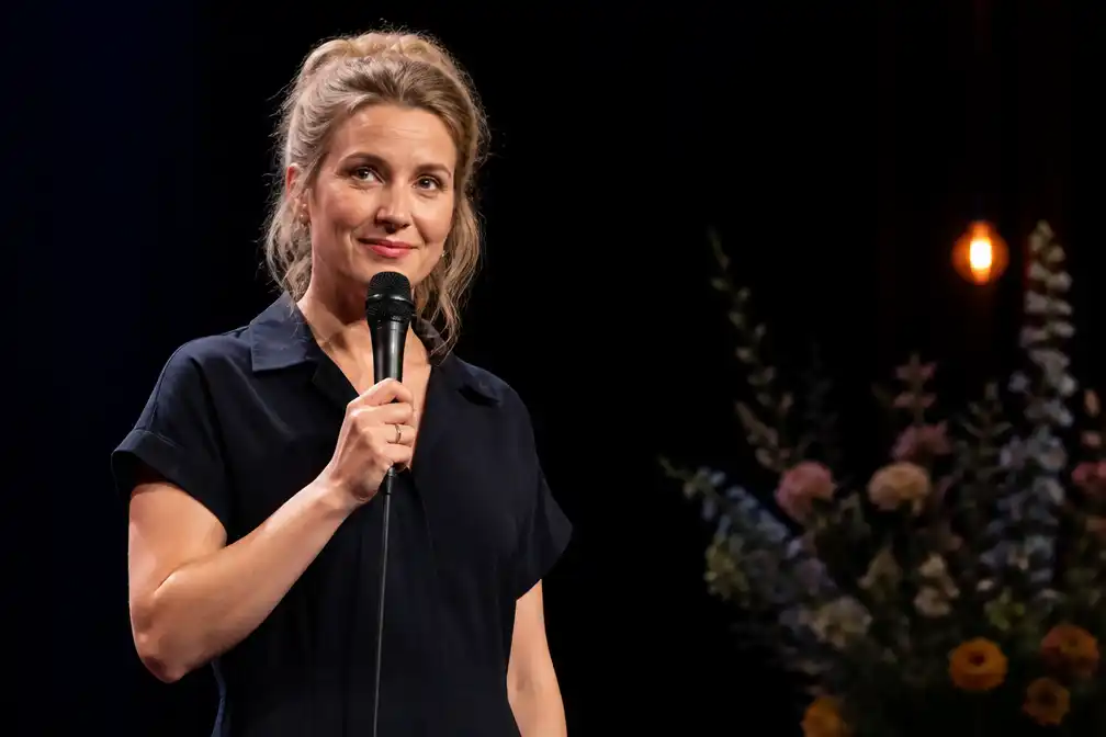 Cabaretshow Maar ondertussen van Paulien Cornelisse trekt 766.000 kijkers