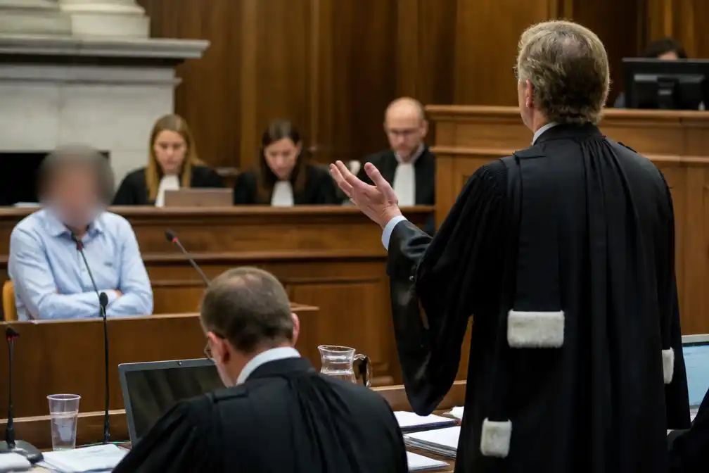 Advocaat van ex-partner Astrid haalt uit naar Chris Vanhaverbeke in assisenproces Brugge