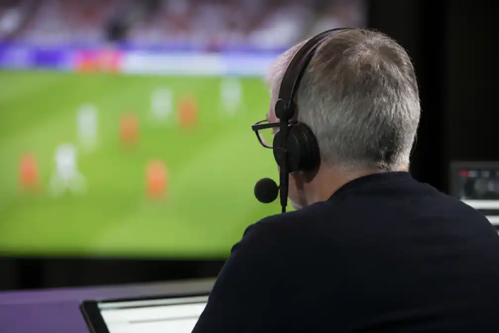 VRT spreekt commentator Filip Joos aan om uitspraken over Iran tijdens WK-wedstrijd