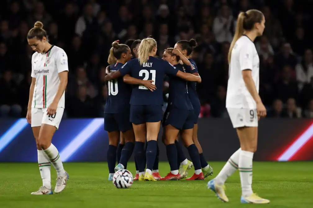 PSG-vrouwen kloppen OH Leuven met 5-0 in Parijs
