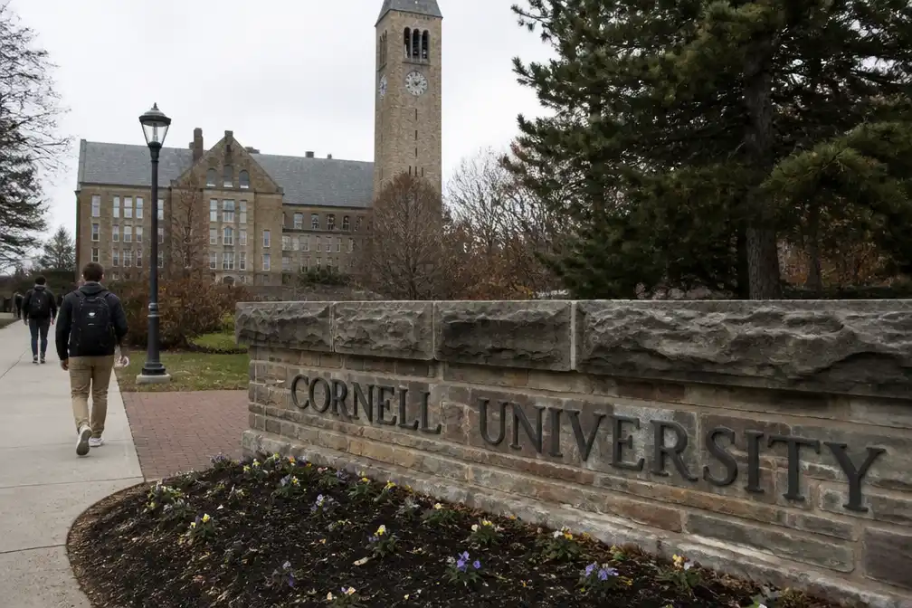 Gouverneur van New York benoemt speciale aanklager in onderzoek naar groepsverkrachting Cornell