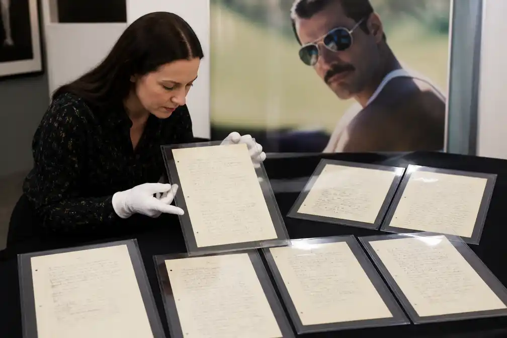 Songteksten Freddie Mercury voor Mr. Bad Guy geveild voor 277.000 pond