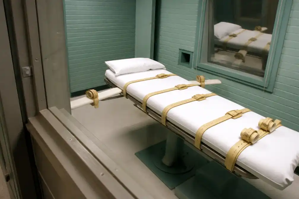 Gevangenisbaas van Tennessee Frank Strada stapt op na mislukte executie Christa Pike
