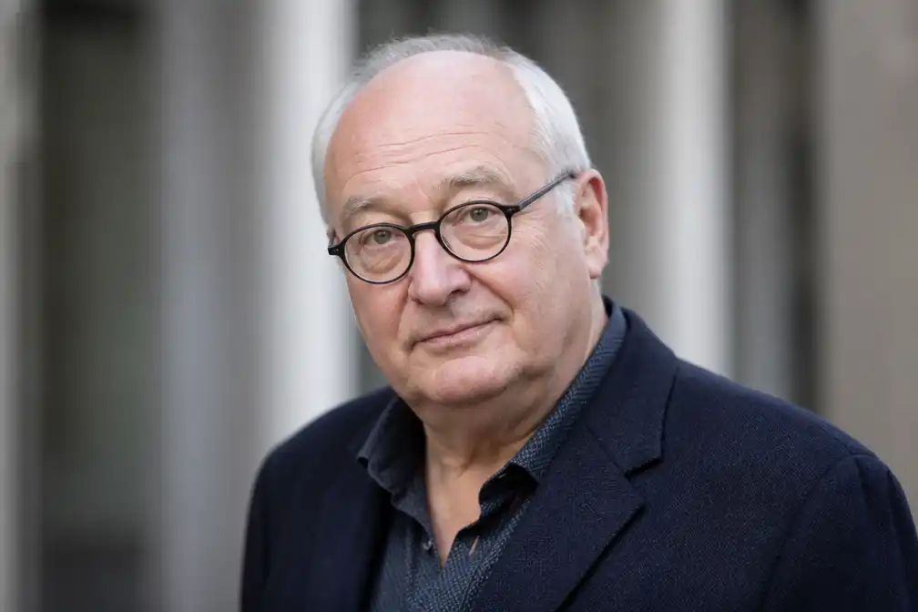 Youp van 't Hek wordt ambassadeur van Metakids