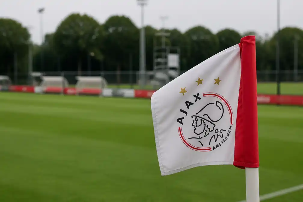 Ajax neemt afscheid van Jong Ajax-trainer Paul Nuijten in goed overleg