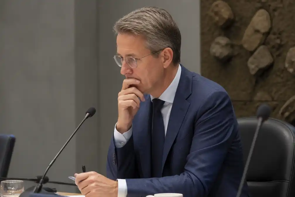 Heinen zoekt uitweg uit box 3-discussie, maar eigen partij blokkeert