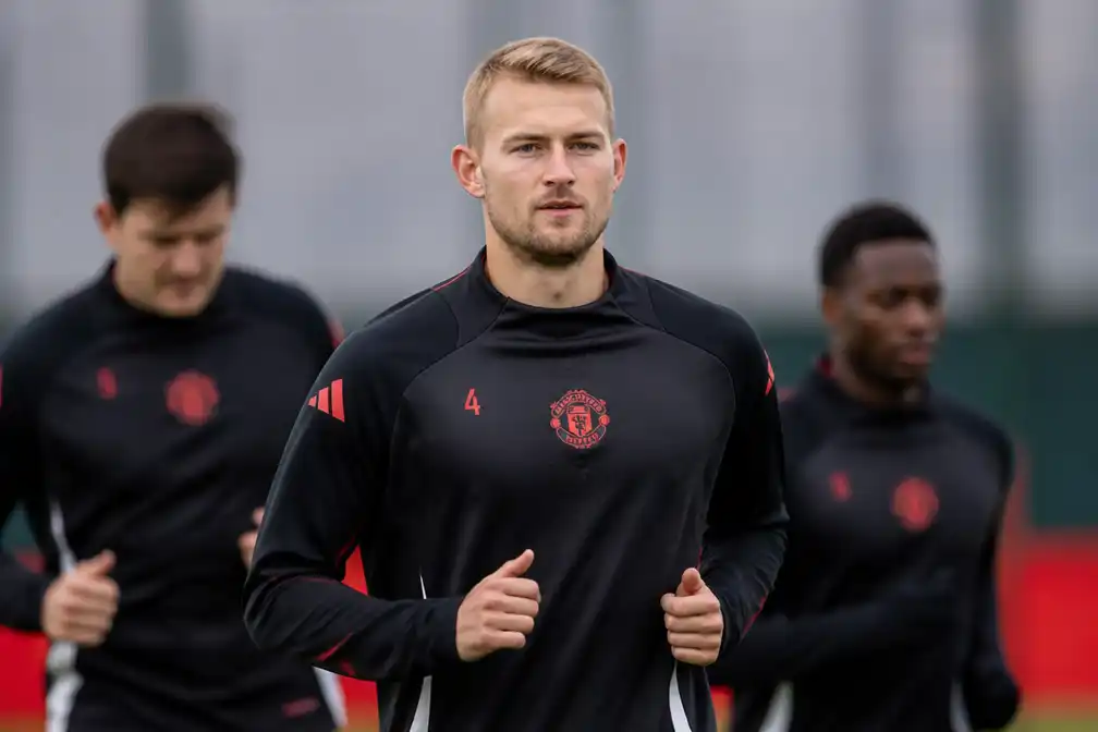 De Ligt terug in selectie van Manchester United voor Champions League-duel met Atlético