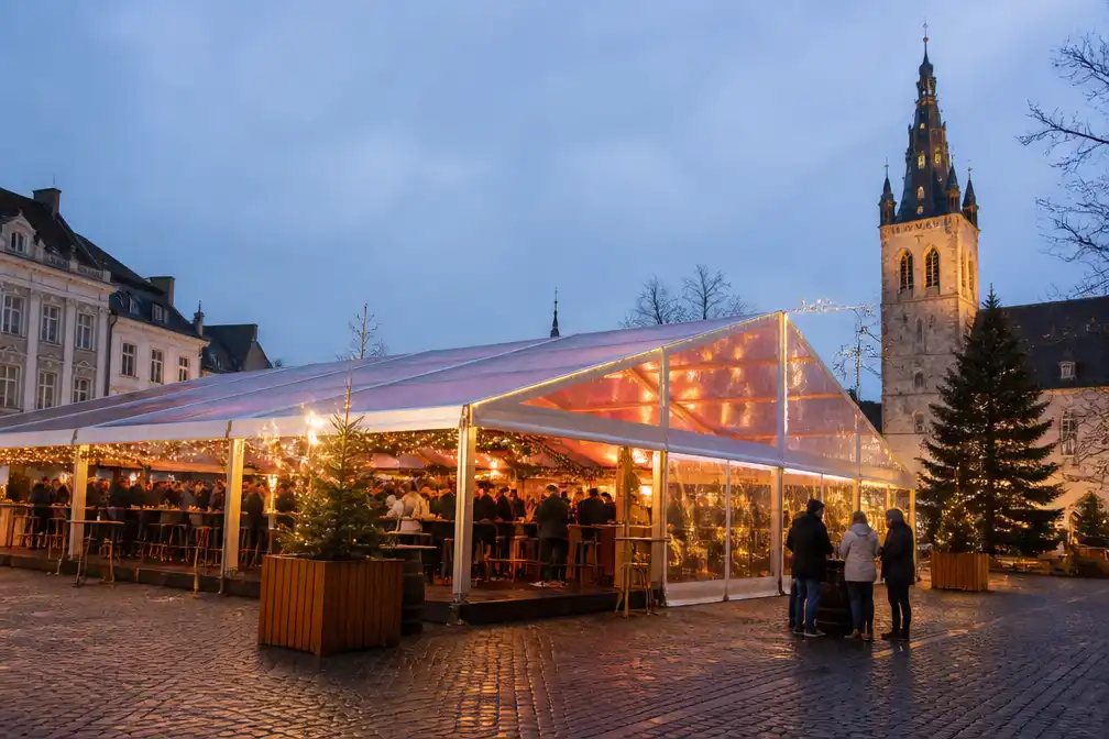 Overdekte kerstbar blaast kerstmarkt van Zottegem nieuw leven in van 3 tot 27 december