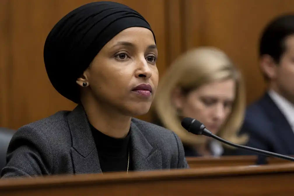 Justitie VS vaardigt dagvaardingen uit in onderzoek naar Ilhan Omar