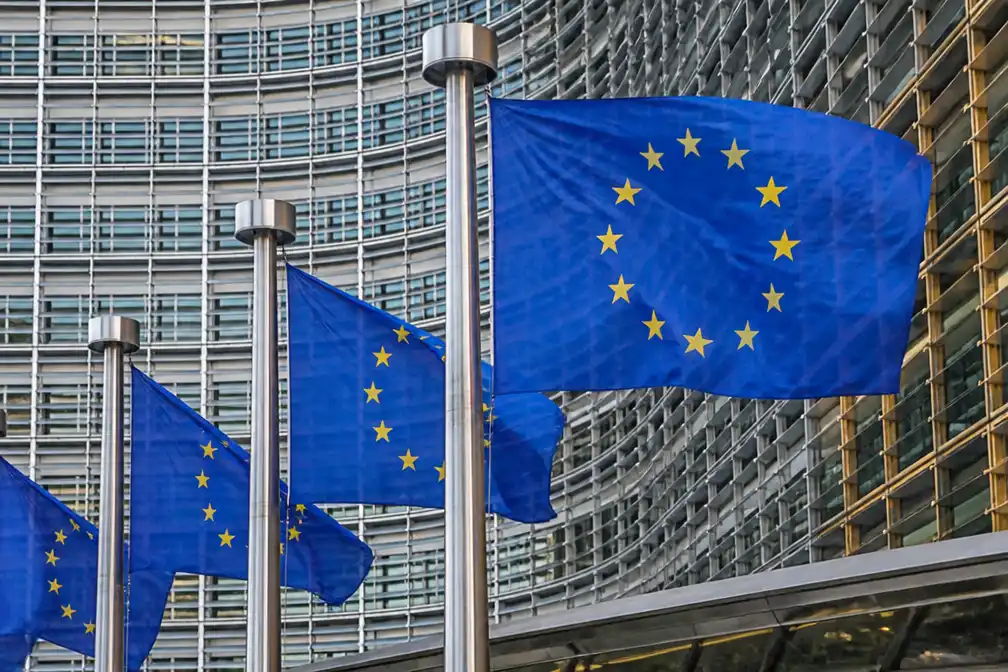 Europese Commissie wil EU-methaanregels voor invoer van olie en gas een jaar uitstellen