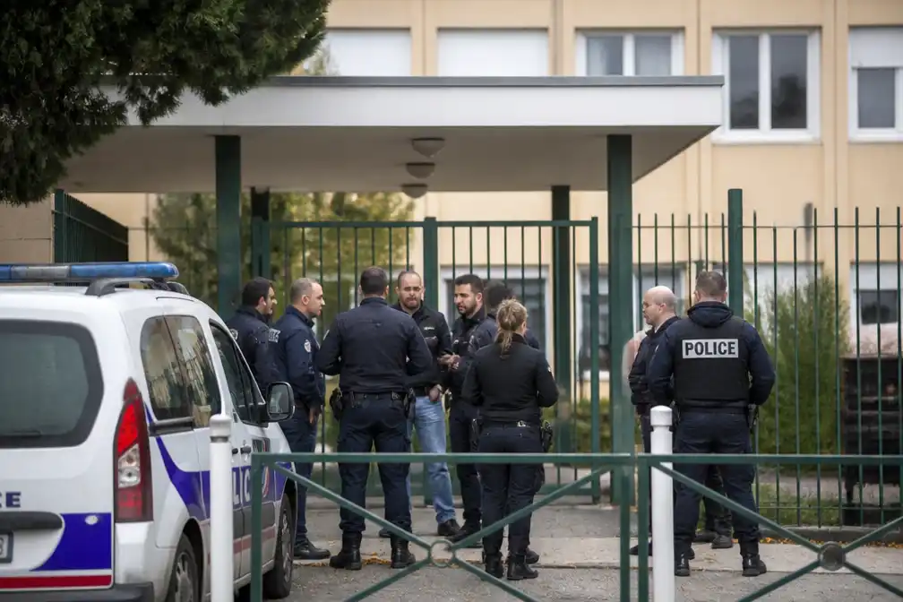 14-jarige schutter in school in Aubagne wilde 'wraak voor pesterijen', zegt antiterreurparket