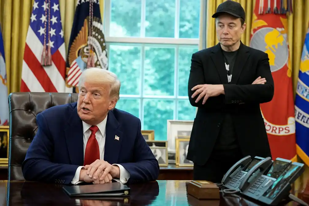 Trump ontkent rol VS bij beperkingen satellietnetwerk Starshield Oekraïne