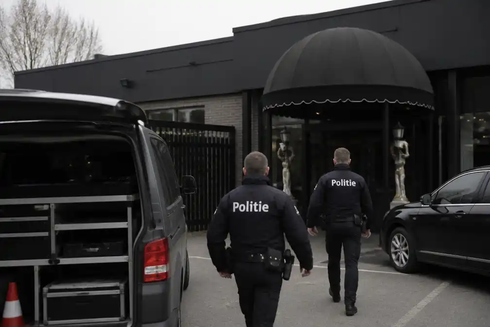 Inval in champagnebar Le Mirage in Diepenbeek maakt deel uit van internationaal mensenhandelonderzoek