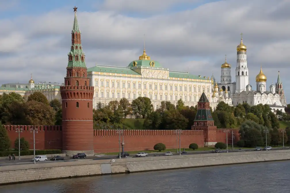 Kremlin: gesprekken tussen Rusland, Oekraïne en VS in november in Abu Dhabi