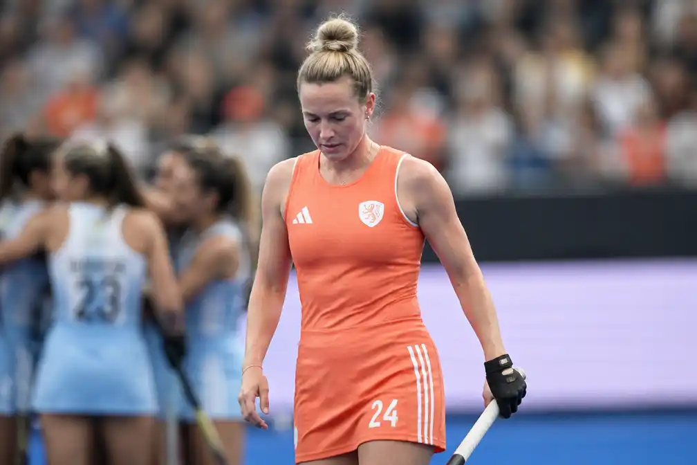Xan de Waard grijpt in afscheidsjaar naast titel beste hockeyster van de wereld